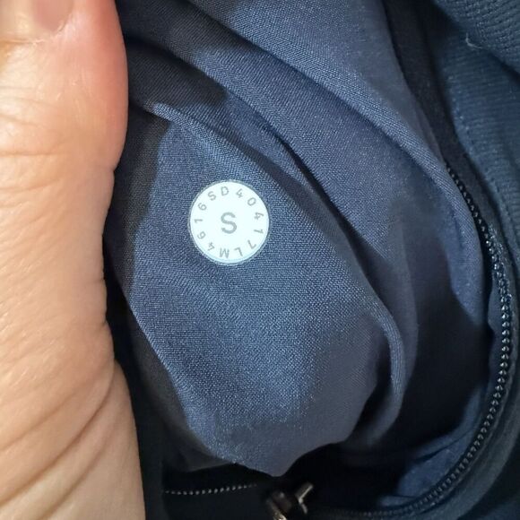 Lululemon Mens Zip Hoodie Size Small - Picture 8 of 12